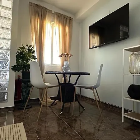 Playa De Naufragos Cozy With Pool Apartamento