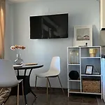 Apartamento Playa De Naufragos Cozy With Pool *